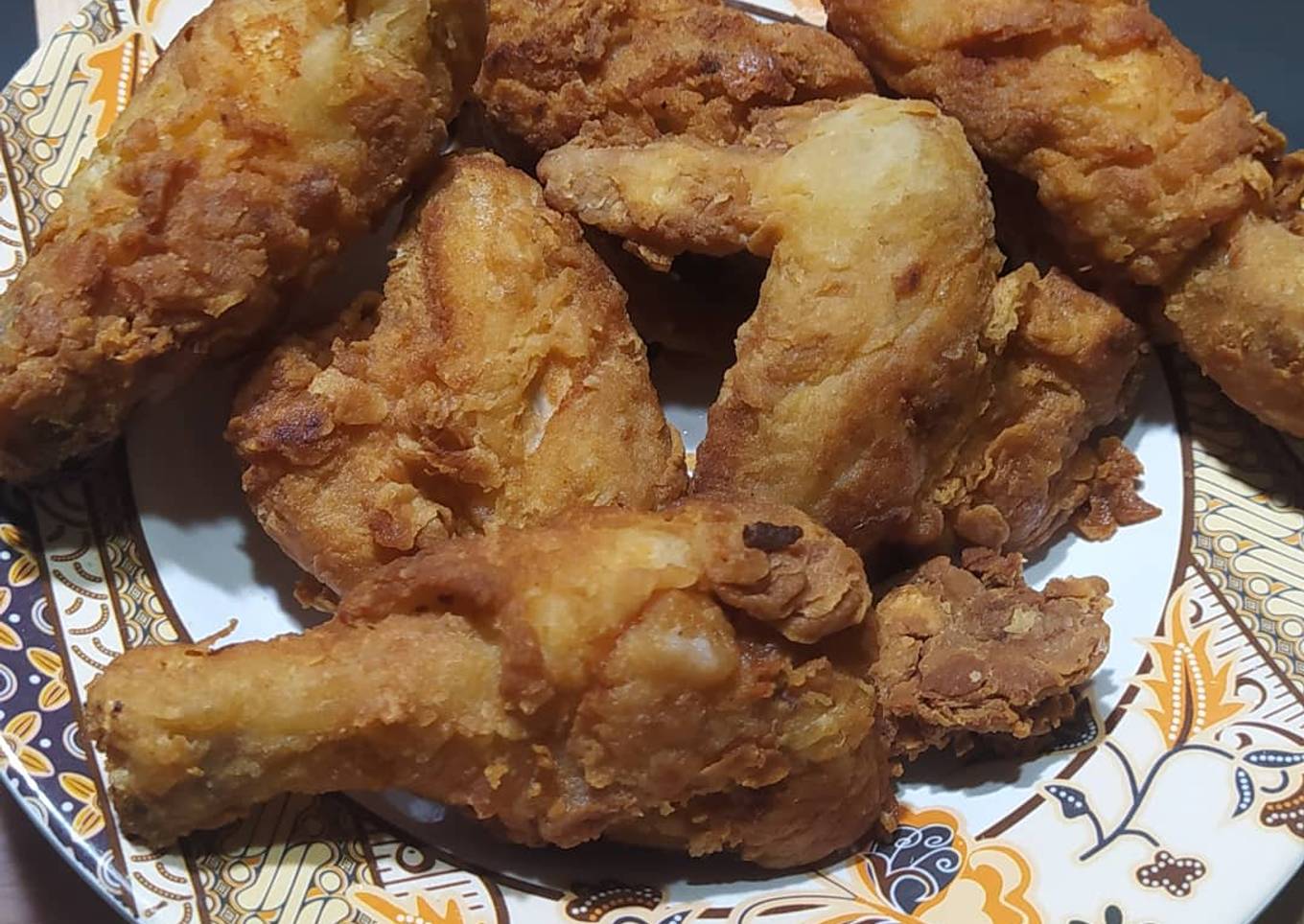 Ayam goreng bumbu sapi panggang