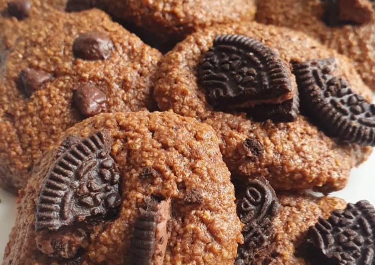 Langkah Mudah Untuk Menyiapkan Chewy Oat Cookies Oreo Dan Chocochips Menggugah Selera Kreasi Masakan