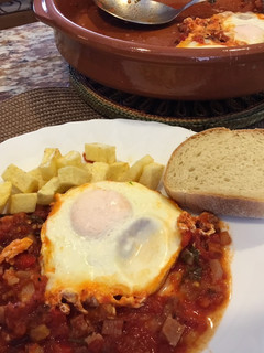 Una foto de Huevos al plato