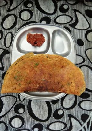 A picture of Instant Bajra rava dosa.