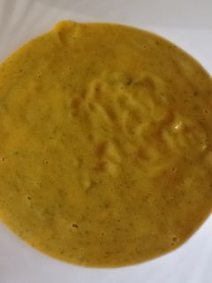 Una foto de Crema de calabaza con collejas y jengibre