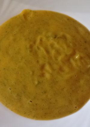 Una foto de Crema de calabaza con collejas y jengibre