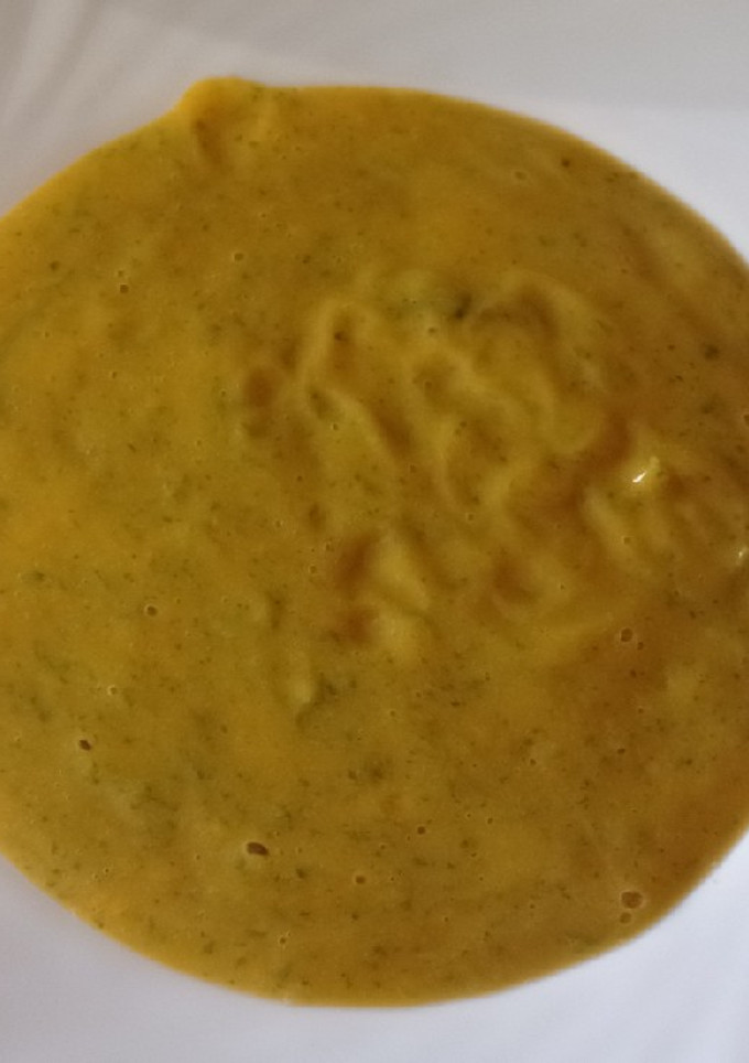 Una foto de Crema de calabaza con collejas y jengibre