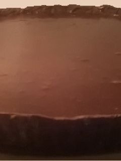 Una foto de Tarta de parfait de café y ganache de chocolate con leche