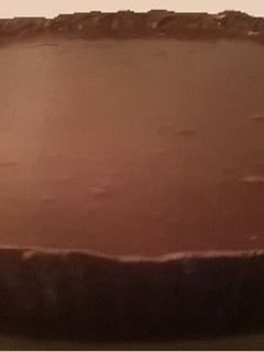 Una foto de Tarta de parfait de café y ganache de chocolate con leche