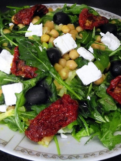 Csicseriborsó-saláta 🥗 recept fotója