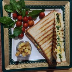 A picture of The cheat day sandwich.