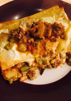 A picture of Lasagna (with some sneaky extra vegetables).