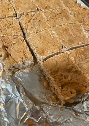 A picture of Peanut butter Cheerio bars.