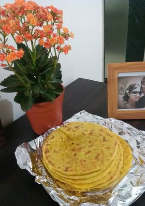 A picture of Maharashtrian Puran poli.