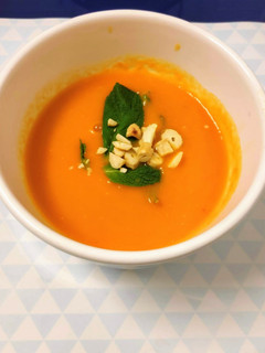 Una foto de Sopa de tomate con y sin Thermomix