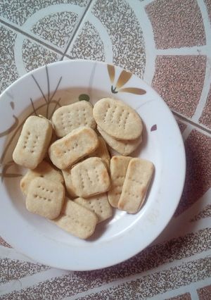 A picture of Semo biscuit.