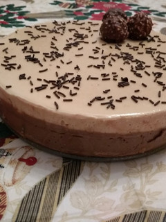 Una foto de Tarta de turrón y trufa con Thermomix