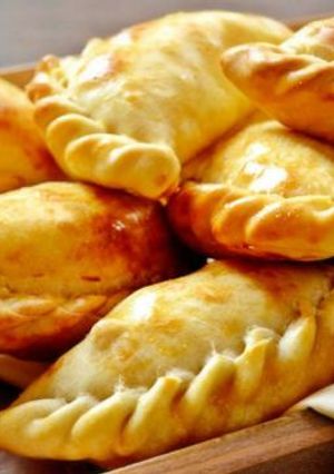 Una foto de Empanadas criollas 🇦🇷