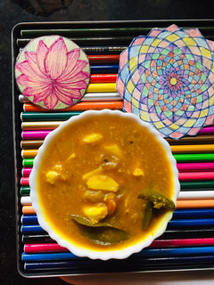 அனைவருக்கும் பிடித்த பூண்டு குழம்பு(POONDU KUZHAMBU RECIPE IN TAMIL) செய்முறை முக்கிய புகைப்படம்