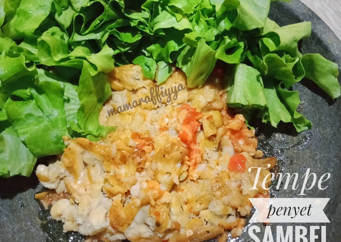 Tempe penyet sambel korek