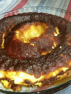 Una foto de Budín de pan fácil y rico