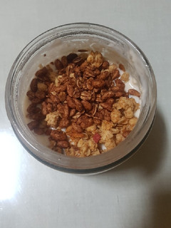 Foto resep Overnight Oats with Choco Strawberry Granola