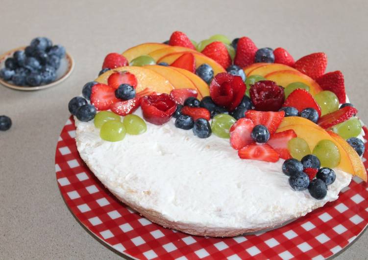 Semplici Modi Delle Spezie Cheesecake Con Yogurt E Frutta Fresca Perfetto