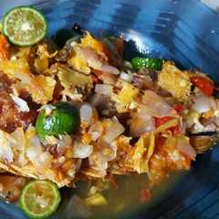 รูปของ Pecak ikan nila