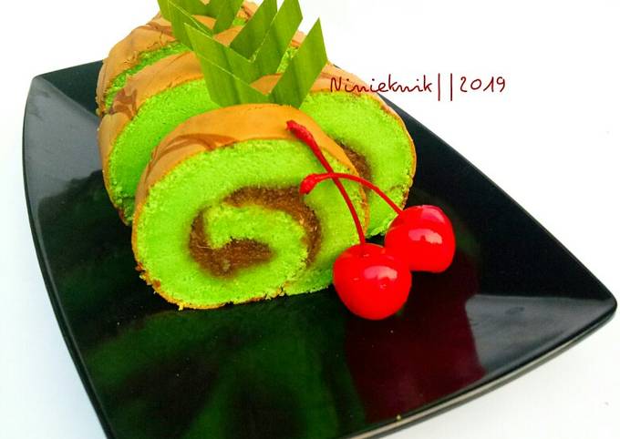 Bolu Gulung Pandan Panggang Otang