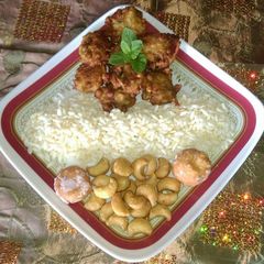 A picture of Lauki ki pakodi #monsoon.