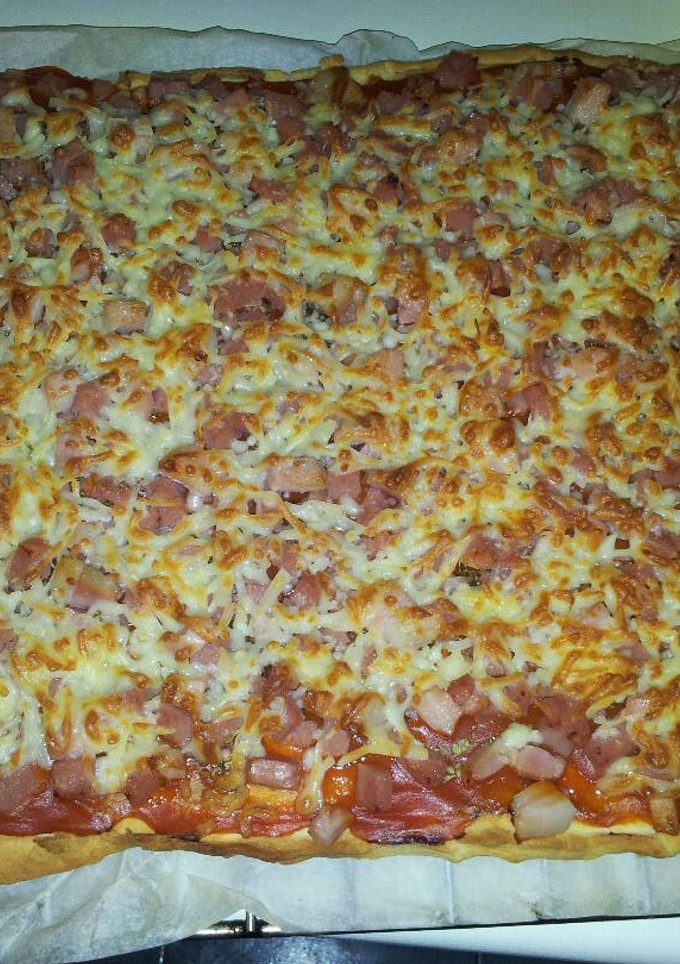 Una foto de Pizza familiar