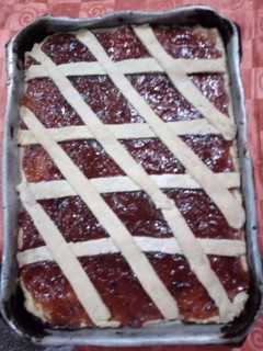 Una foto de Pasta frola de dulce de membrillo