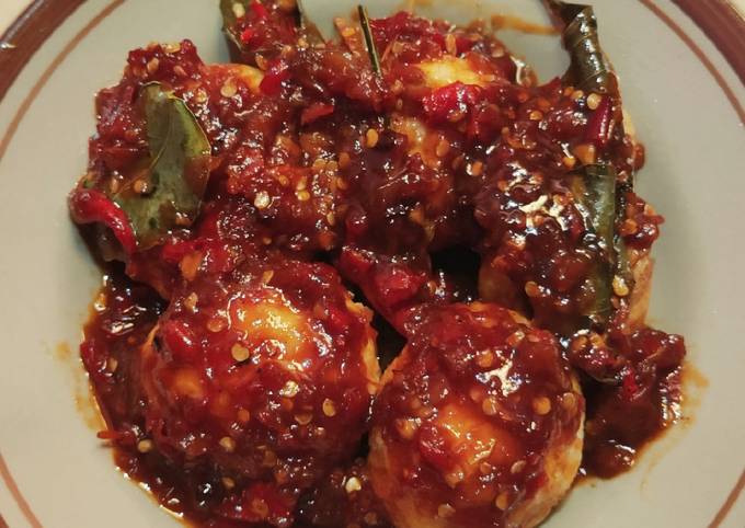 Ini dia! Resep  memasak Telur balado pedas manis yang sedap