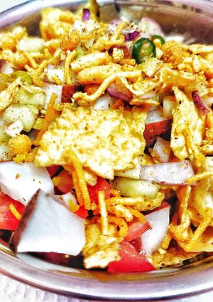 পাঁপড় চাট (Papad Chat recipe in Bengali) রেসিপির প্রধান ছবি