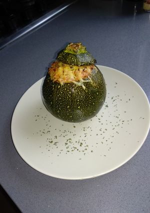 Foto principal de Calabacín redondo relleno de carne y verduras