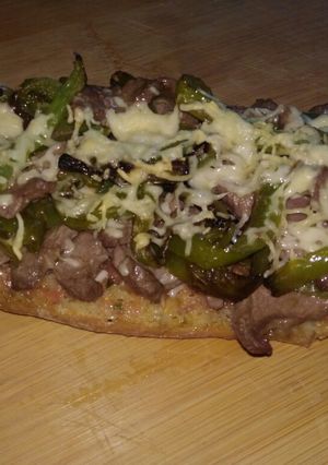 Una foto de Torrada de Pepito con emmental