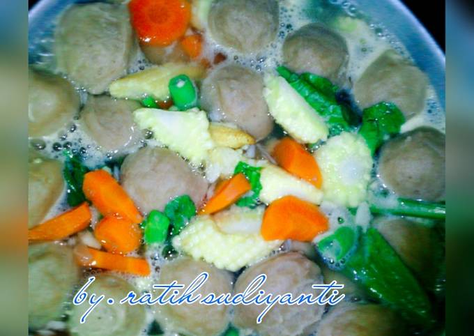 Resep Sop Bakso Sayuran Sehat Oleh Ratih Sudiyanti Cookpad