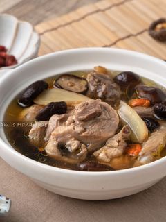 香菇雞湯【電鍋料理】 的食譜成品照片