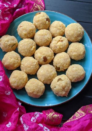 A picture of Boondi Ladoo.