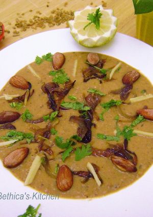 A picture of Chicken Haleem.