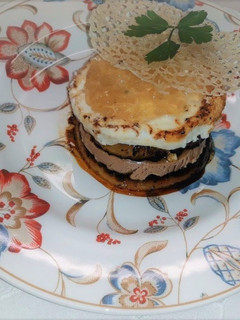 Una foto de Timbal de foie y queso