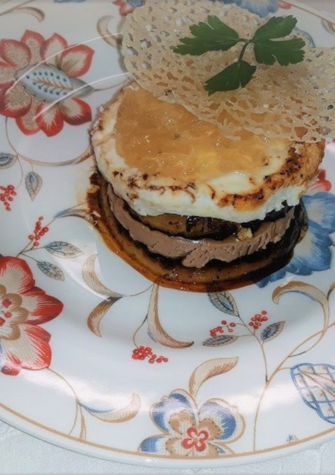 Una foto de Timbal de foie y queso