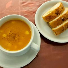 A picture of Tomato soup.