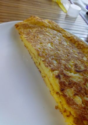 Una foto de Tortilla de papas o omelette de papa