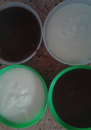 Una foto de Crema de vainilla o chocolate
