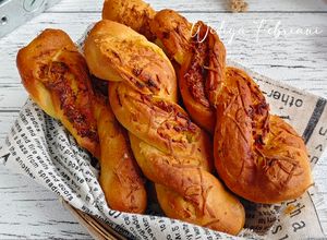 Foto resep Twisted Honey Garlic Bread Tanpa Ulen