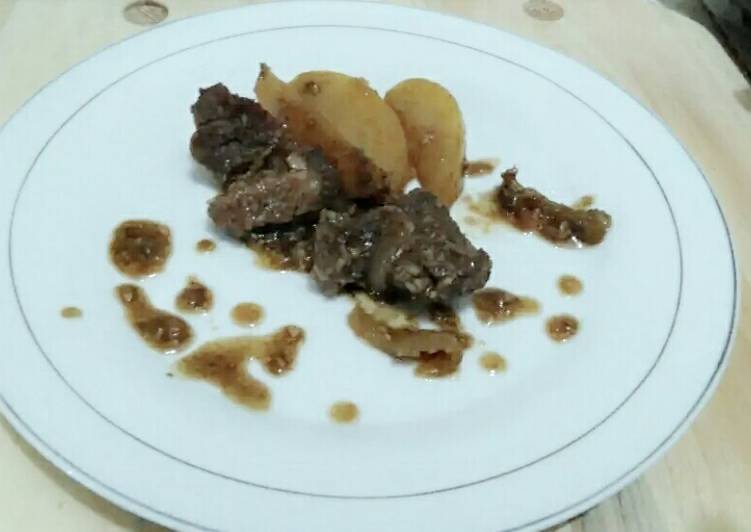 028. Daging lapis kentang