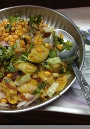 A picture of Suji pasta with chaat.