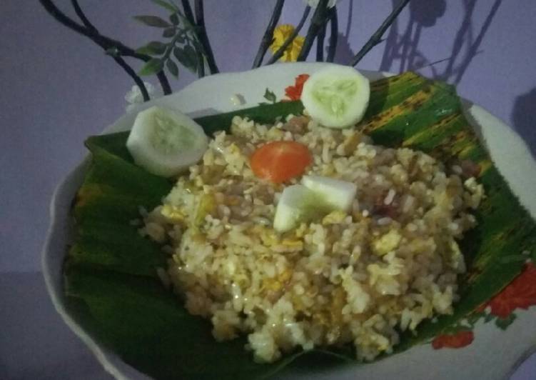 Nasi goreng telur