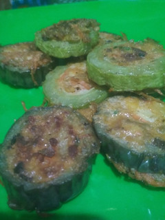 Foto resep Terong,pare goreng isi telur balado