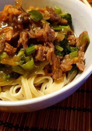 Foto resep Mie Cah Brokoli Daging Sapi