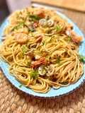 Pasta a la marinera con fumet