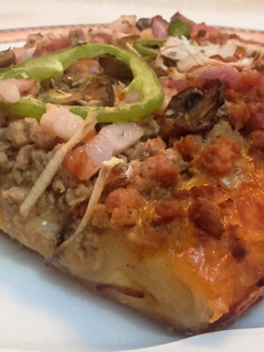 Una foto de Pizza ranchera 2 pisos (estilo "telepizza")