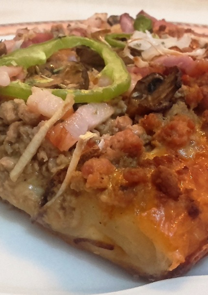 Una foto de Pizza ranchera 2 pisos (estilo "telepizza")